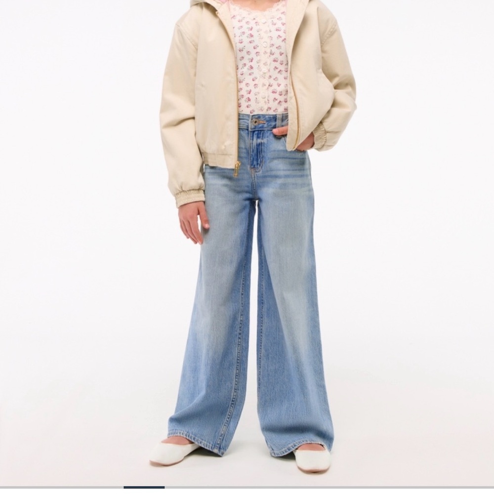 abercrombie kids Light Blue Wide-Leg Jeans with High Rise